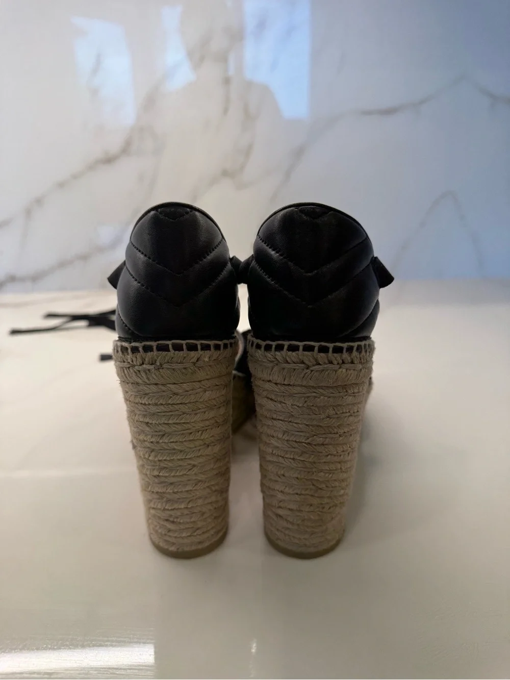 Gucci authentic black